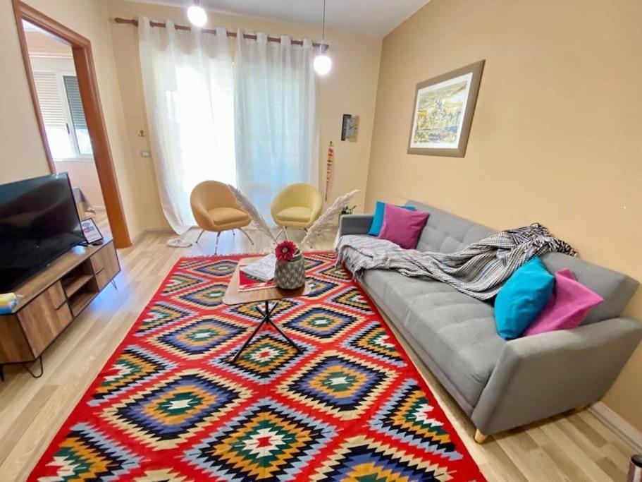 *Heart Of New Bazaar 1 Bed Apt* Lägenhet Tirana Exteriör bild